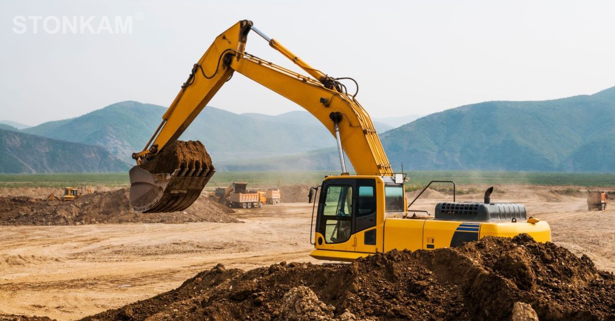 Solución de seguridad para maquinaria pesada: ¿Cómo mejora un sistema de cámaras 360 para vehículos la visibilidad y reduce los riesgos operativos en excavadoras y maquinaria de construcción?